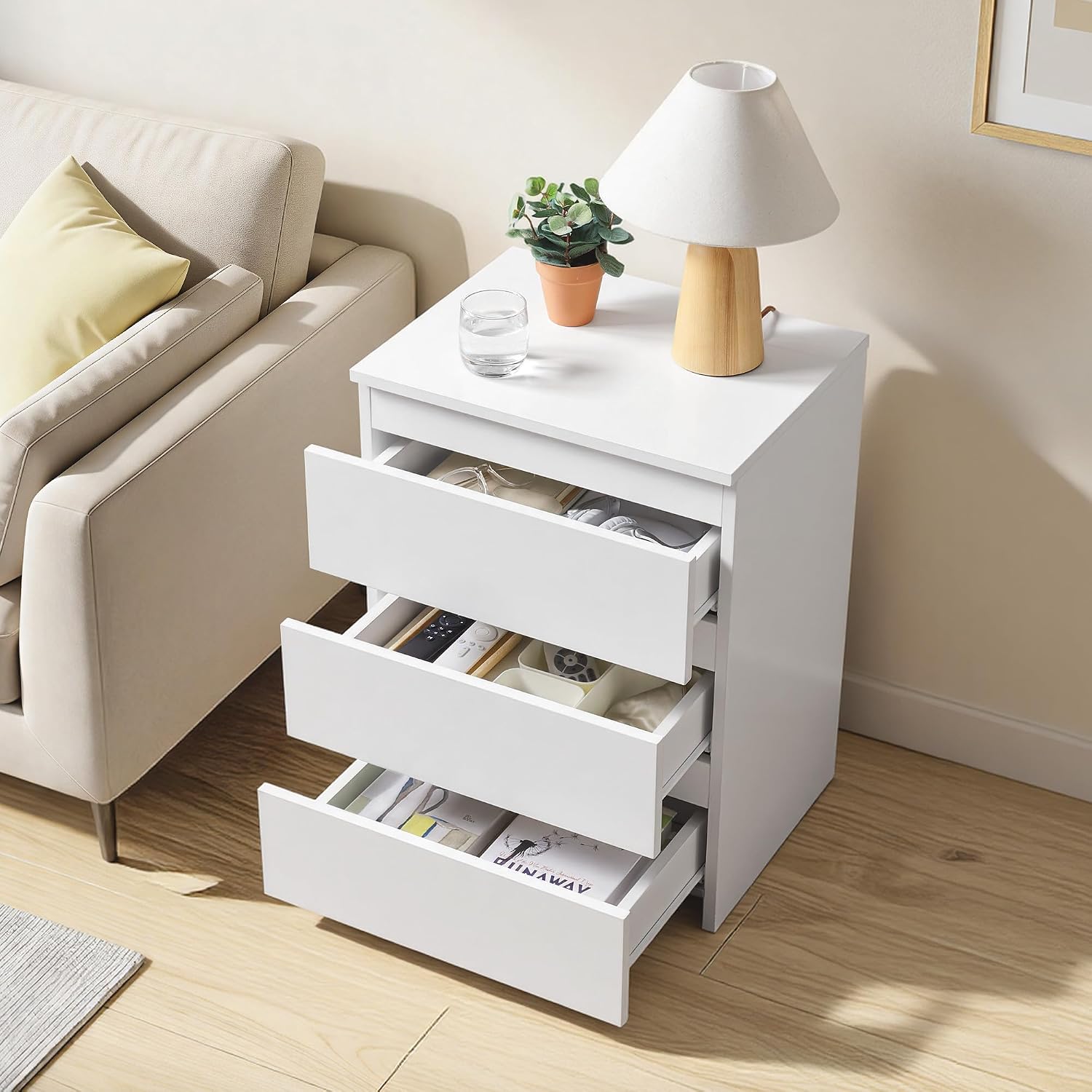 Klein nachtkastje met 3 laden, - Drawer Dresser White recensie en prijs